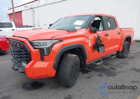 2023 Toyota Tundra Hybrid Trd Pro из США, поврежденный, VIN 5TFPC5DB7PX018706